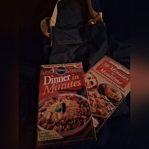 Apron & Cookbook Set #H145